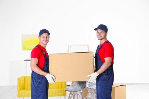 Local Knightsbridge removal van service for apartments and home moves