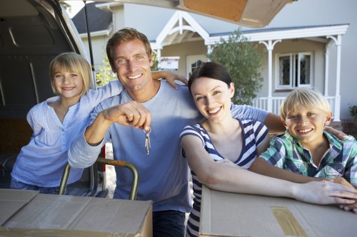 Furniture transport service for homes and businesses in Knightsbridge