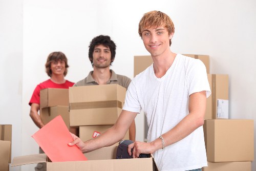 Local man and van team managing efficient relocations in Knightsbridge